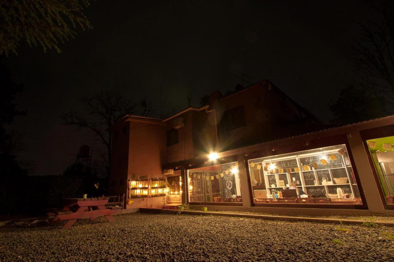 The Hostelhouse Centro. Casa De Huespedes. Villa General Belgrano Εξωτερικό φωτογραφία